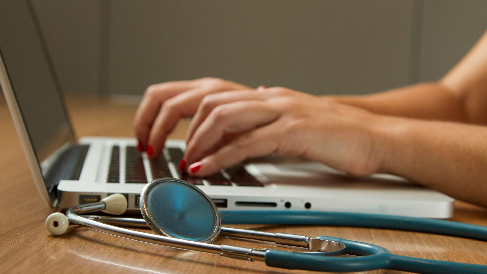 10. Les résultats des analyses de routine sont rassurants.