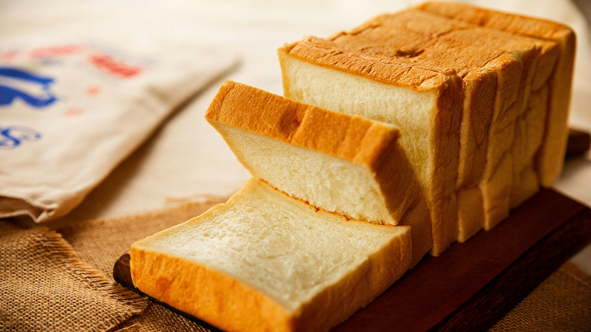 10 raisons pour lesquelles vous ne devriez pas avoir peur de manger des glucides et 10 changements corporels liés à un régime pauvre en glucides