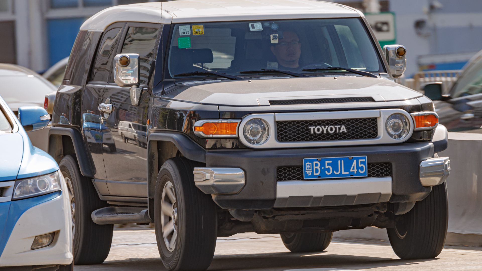 8. Toyota FJ Cruiser
