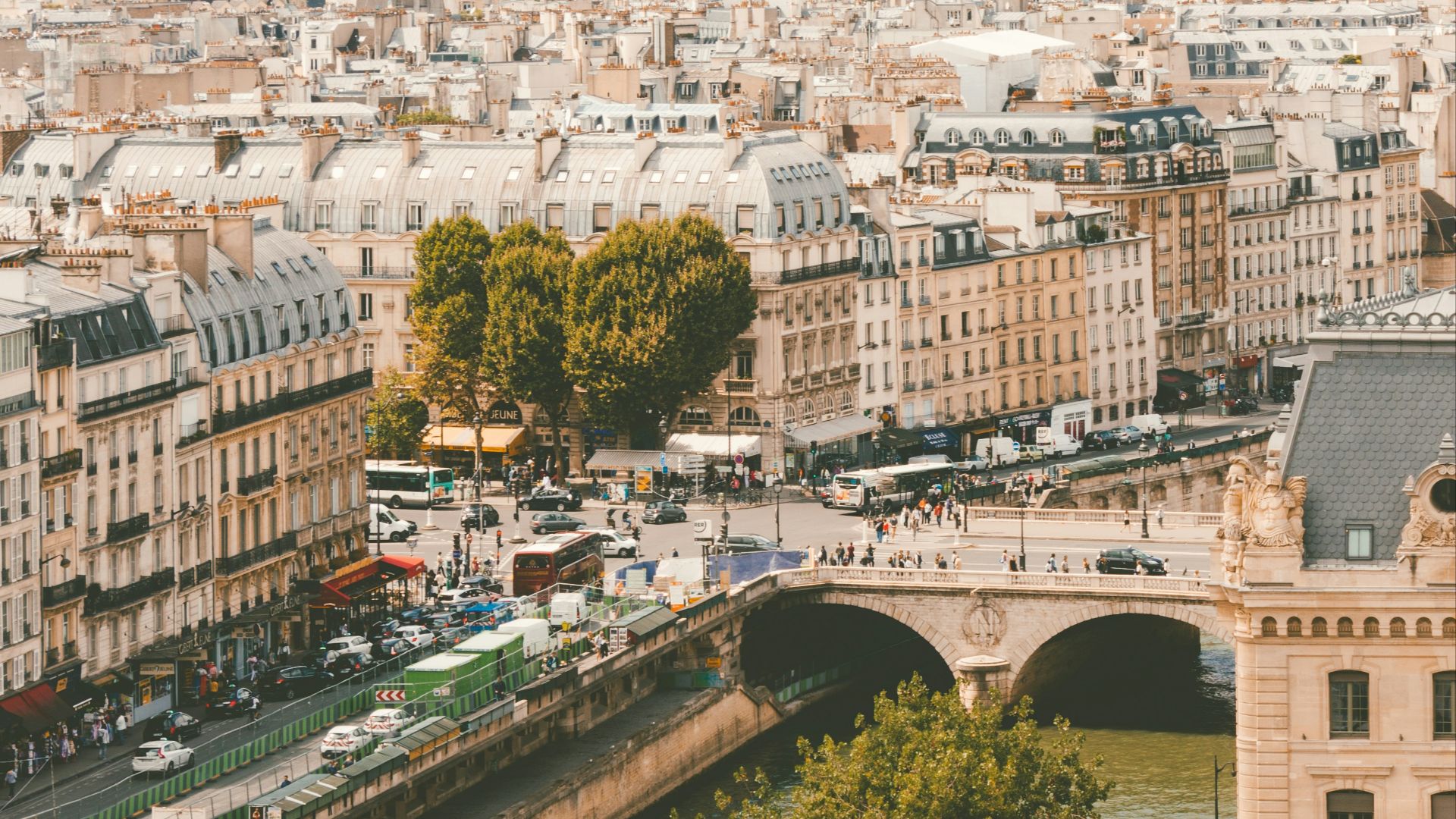 6. France – Une histoire élégante du sport automobile