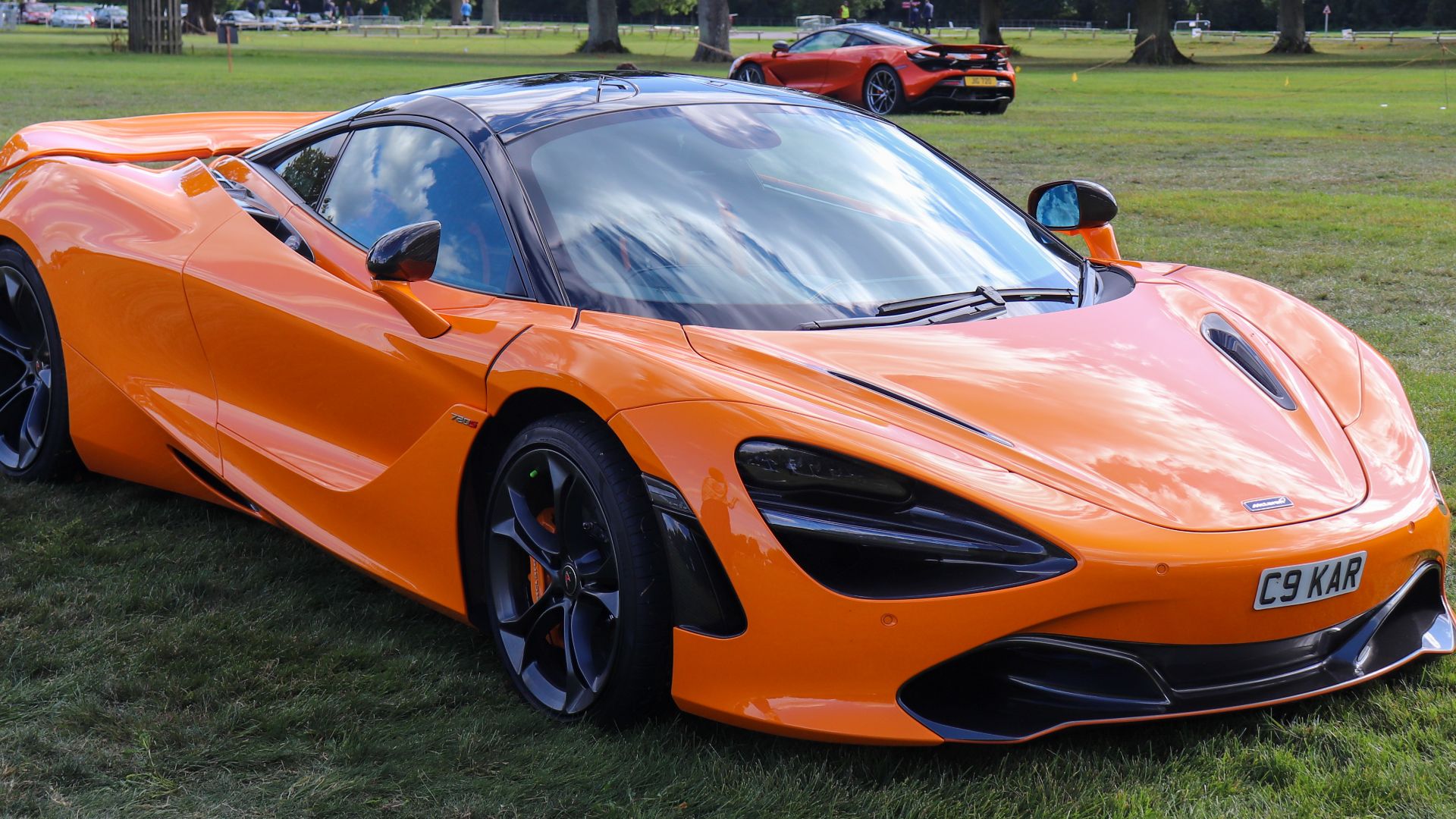 16. McLaren P1 / 720S