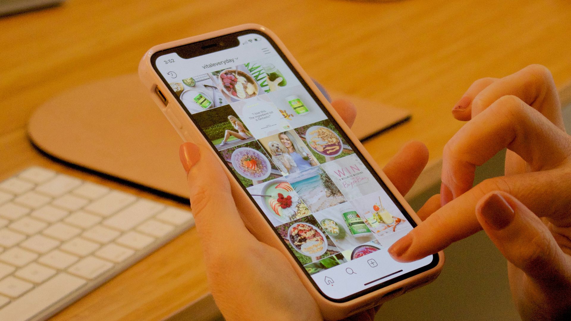 13. Le mettre à l'épreuve à travers son comportement sur les réseaux sociaux