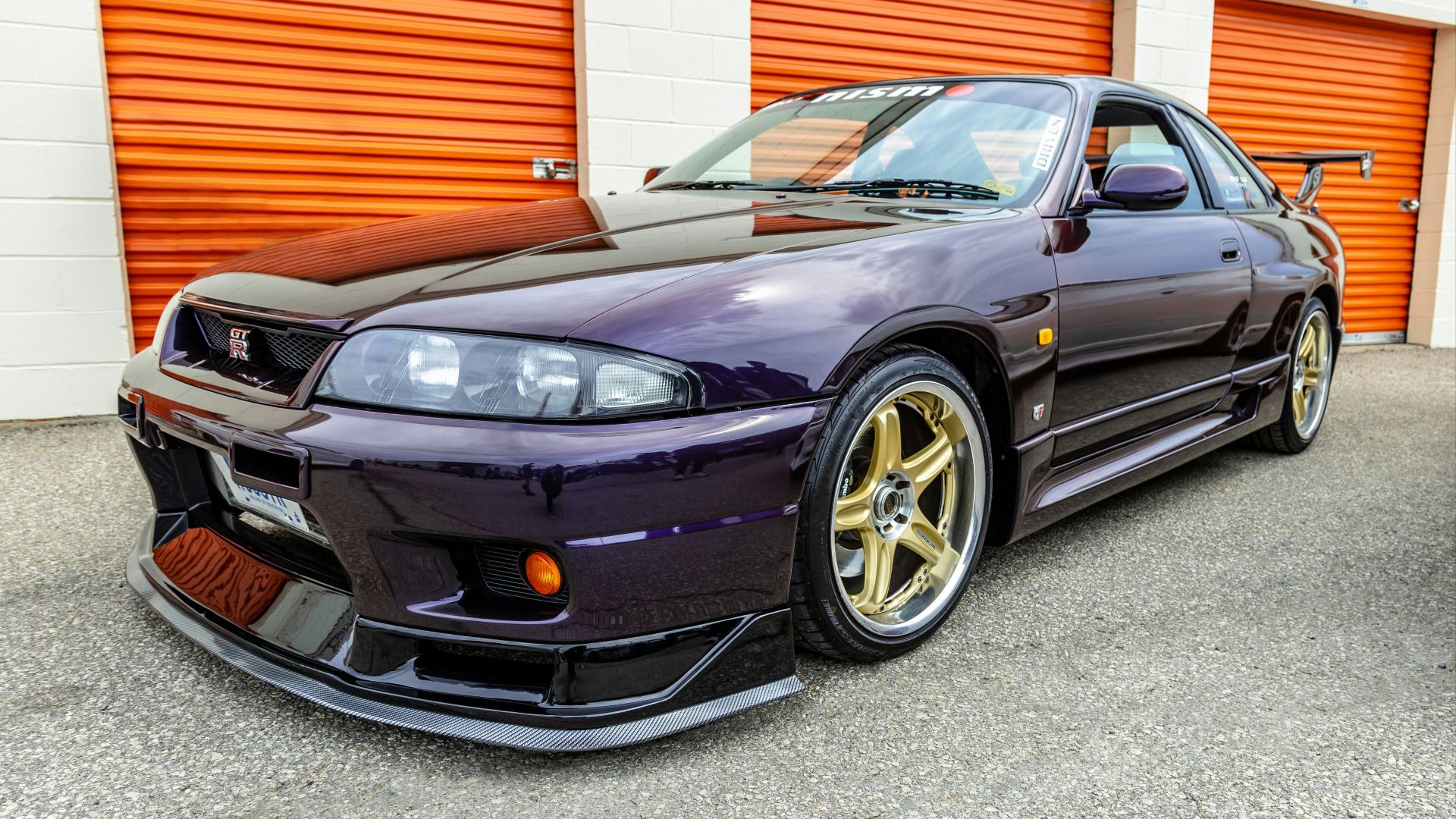 17. Nissan Skyline GT-R (R34)