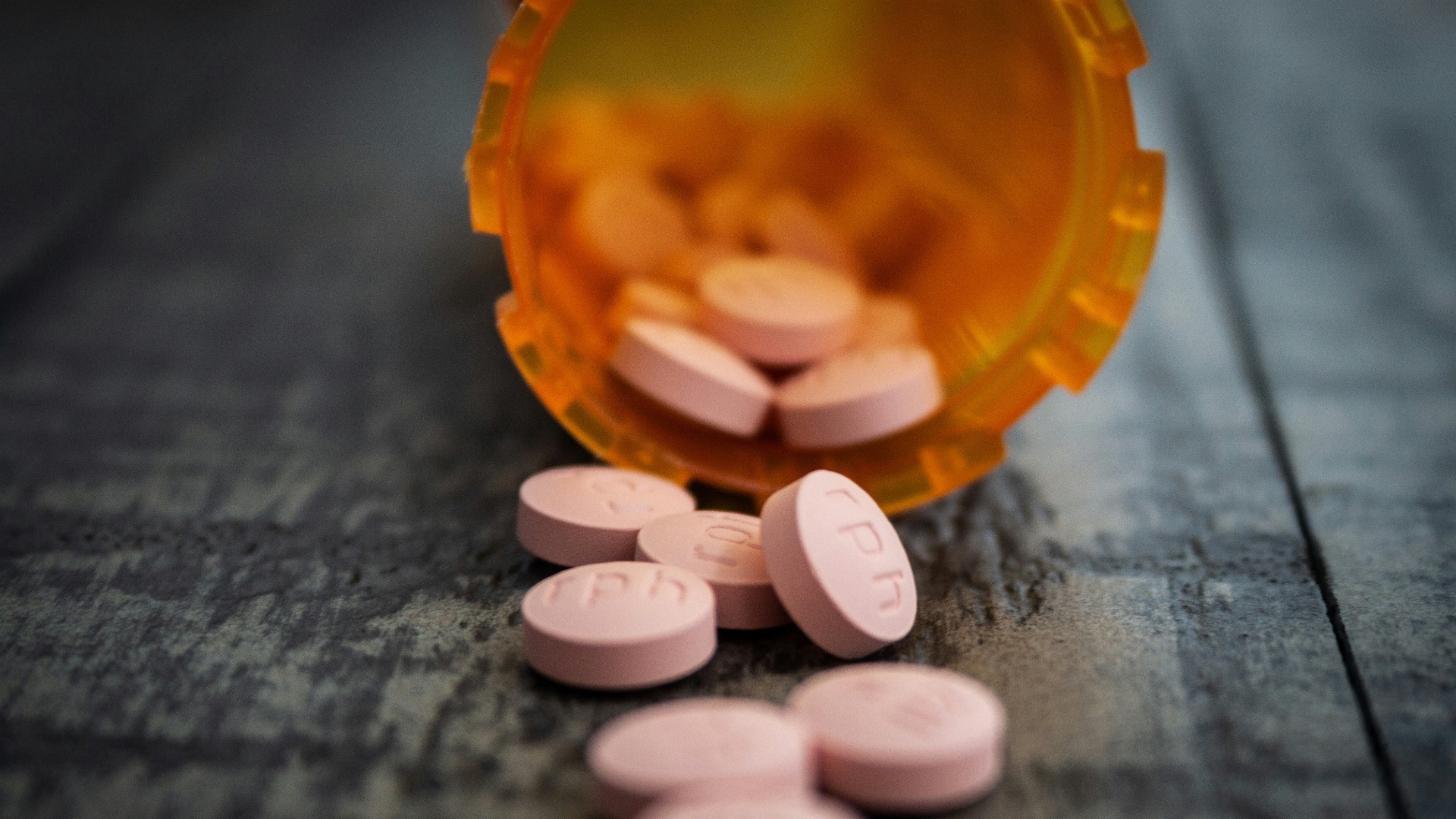 6. Lutter contre la dépendance et la toxicomanie