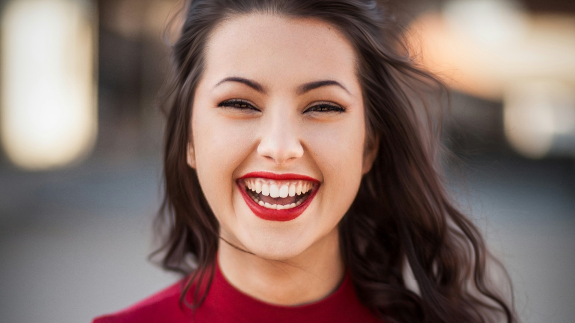4. Souriez sincèrement (et souvent !)