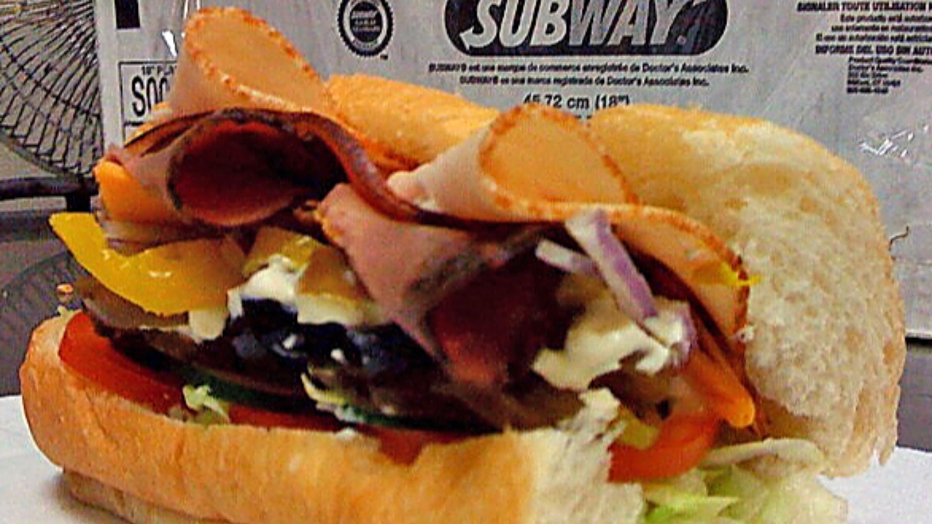 4. Subway Club