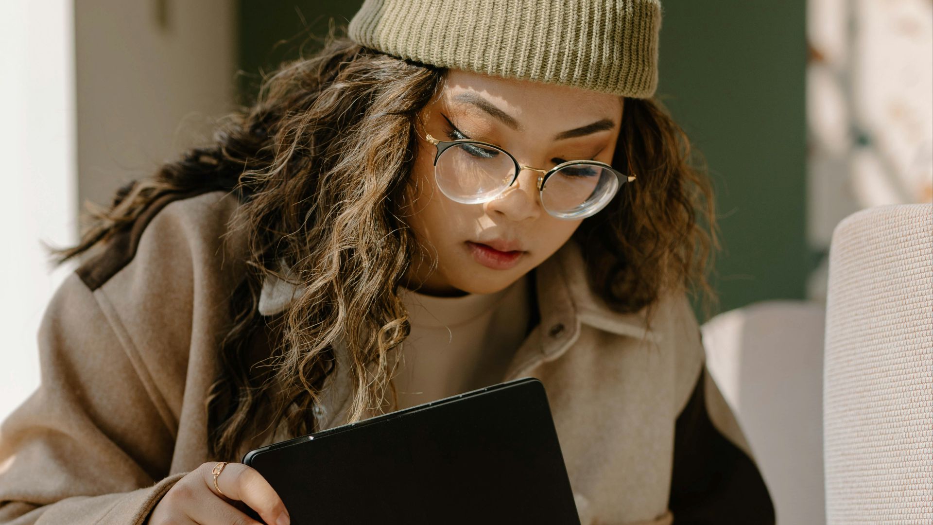 1. Vérifier constamment votre téléphone