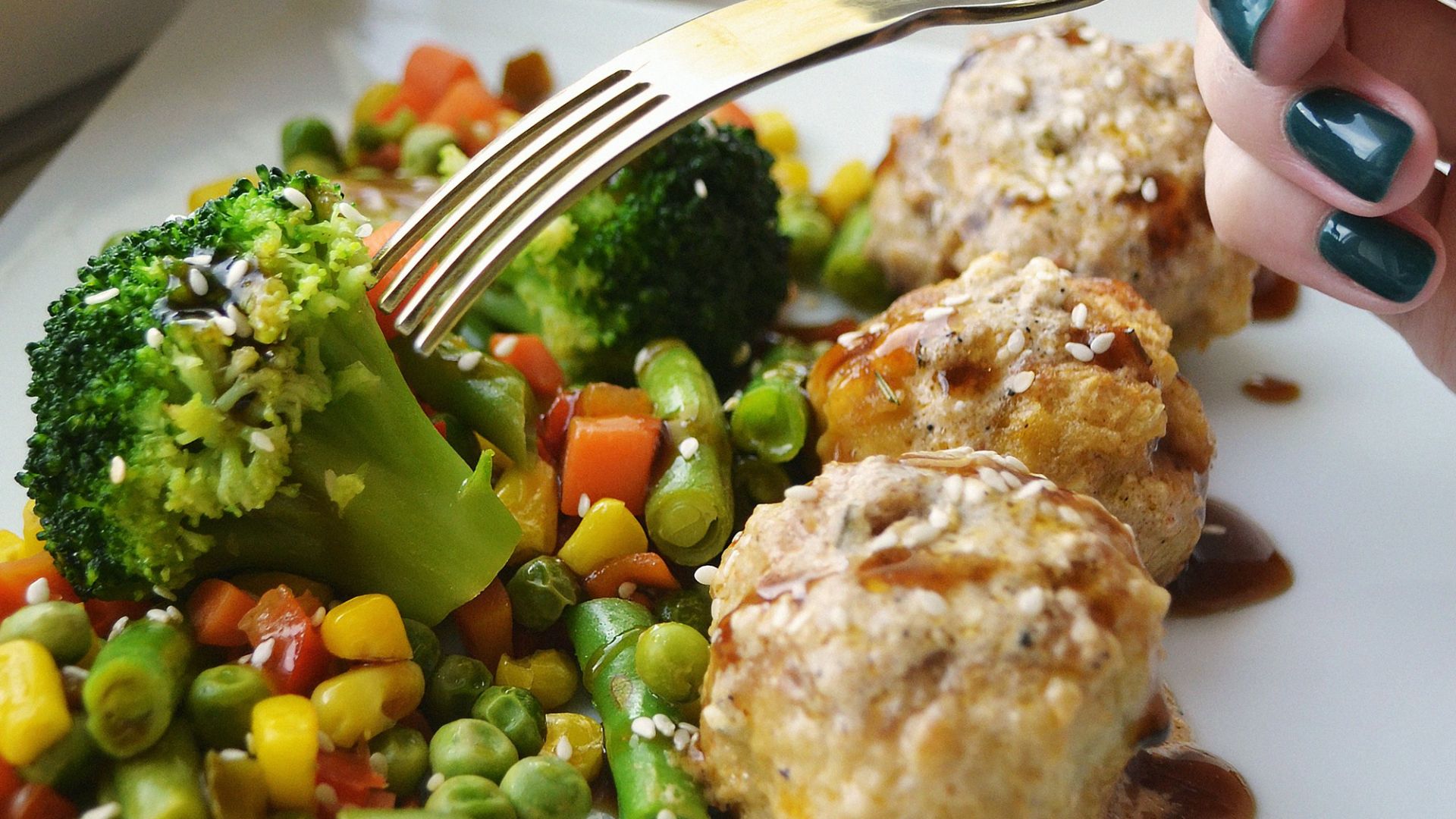 2. Poulet rôti aux herbes et aux légumes