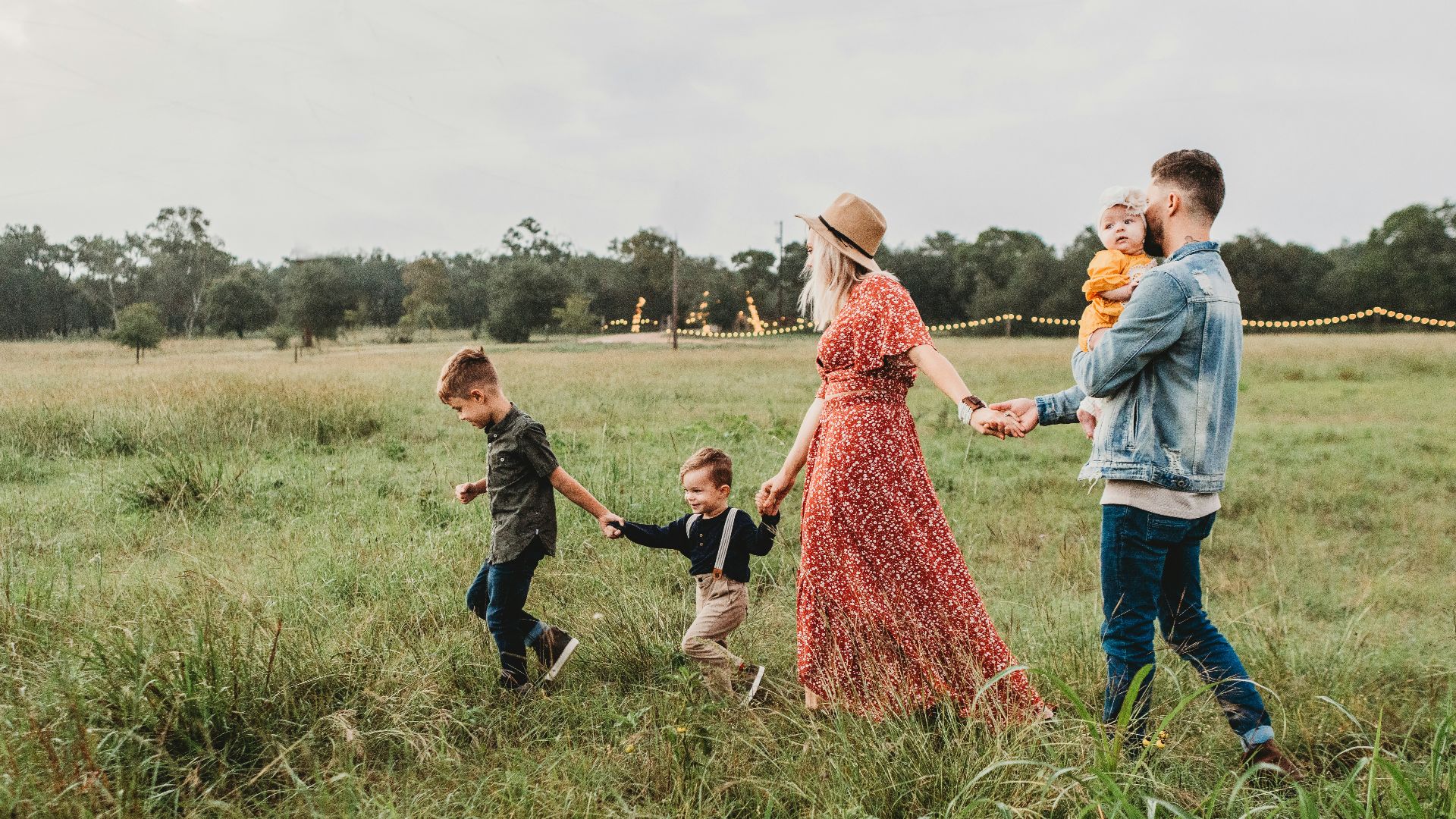7. Observer votre enfant jouer au parent à sa manière