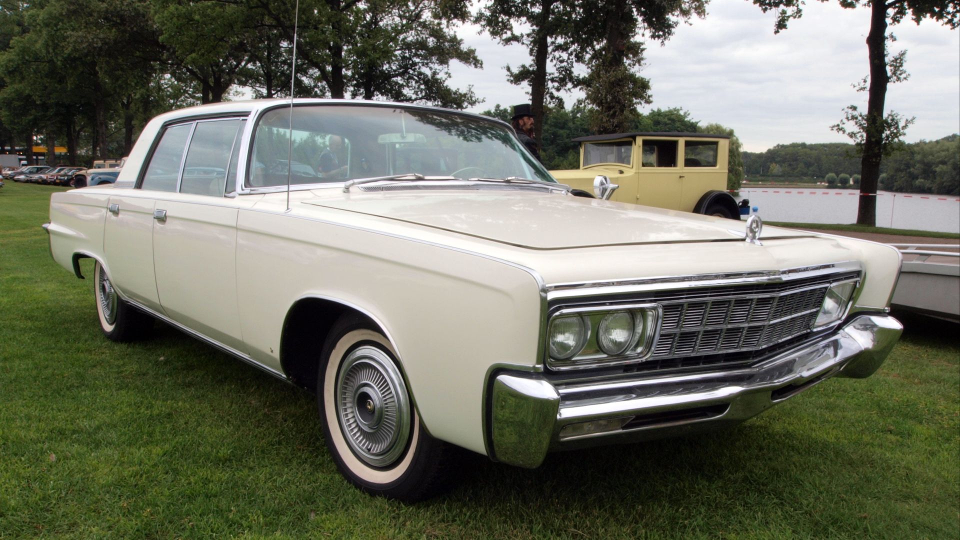 20. Le modèle phare officiel de Mopar (Imperial)