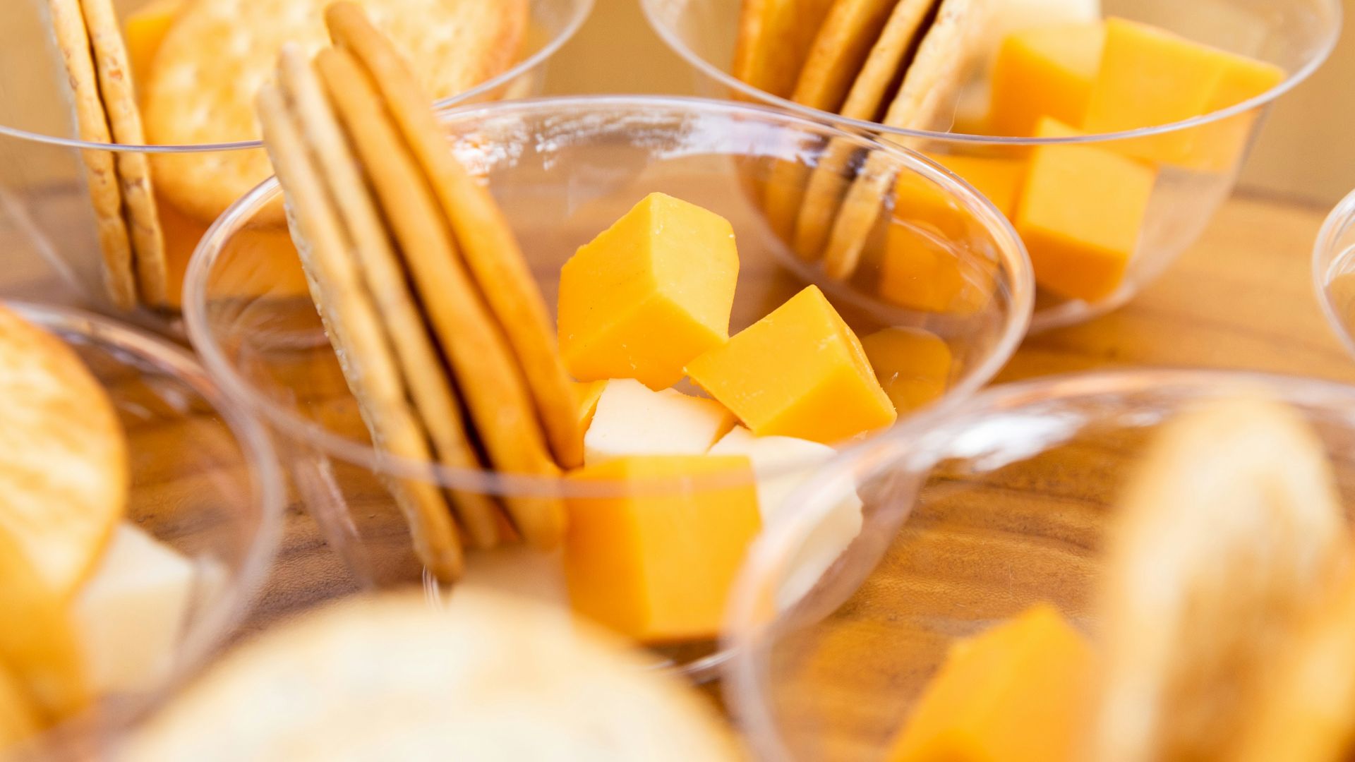 7. Fromage et crackers complets
