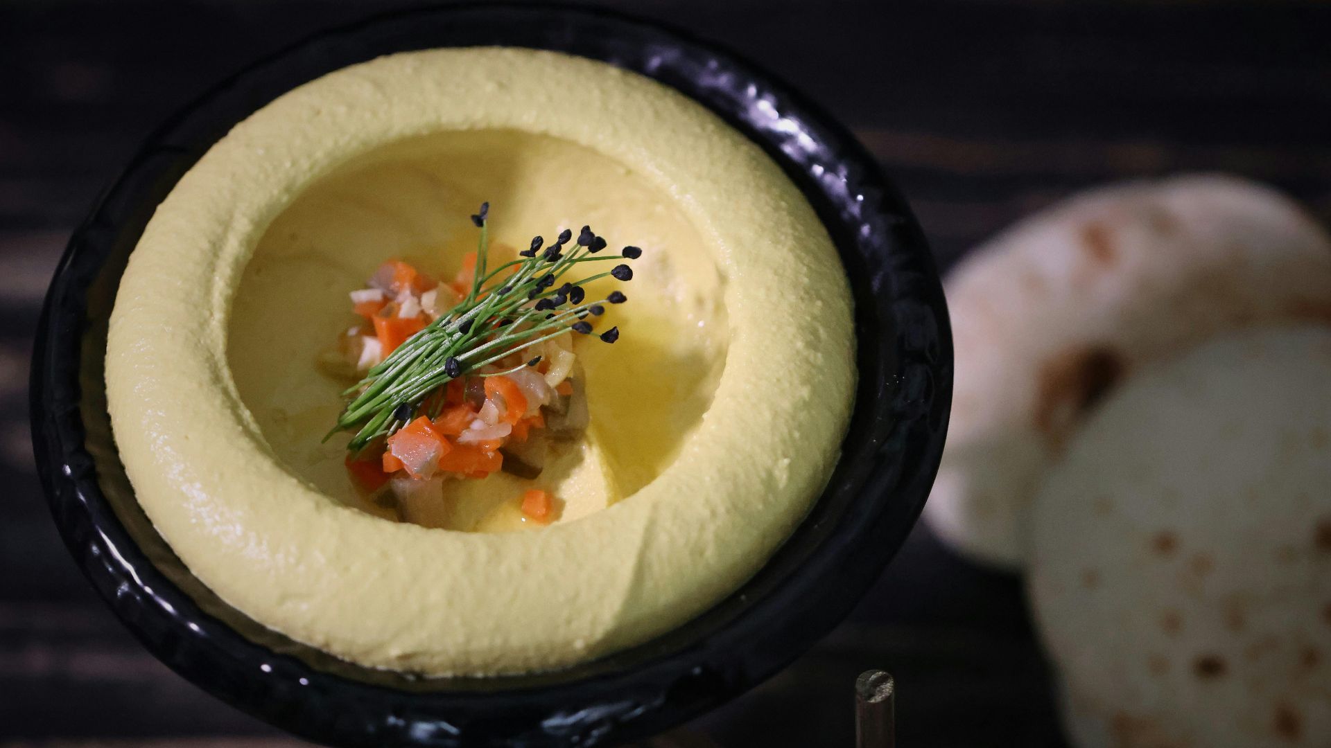 15. Houmous aux poivrons
