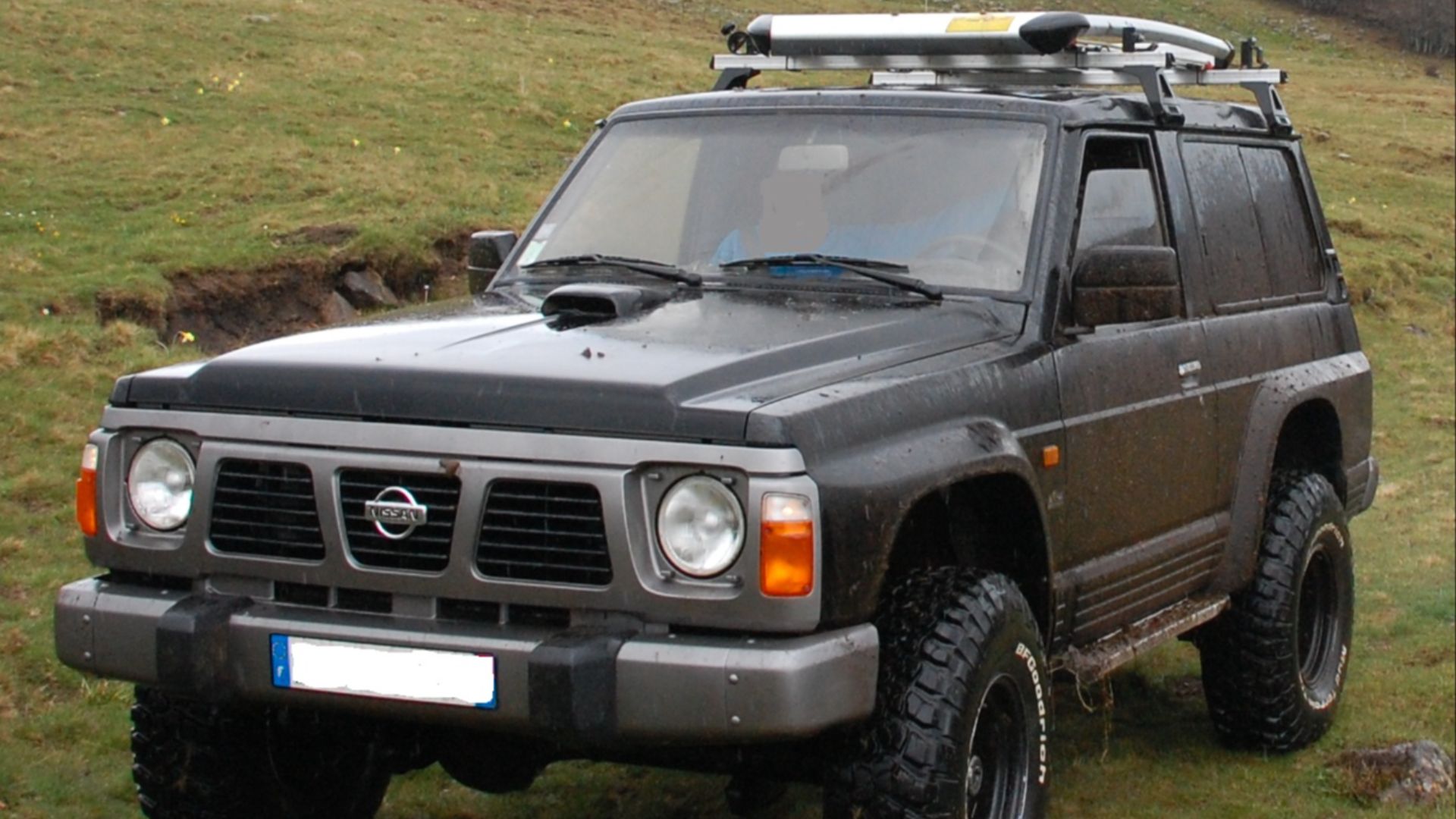 17. Le véritable cheval de bataille (Patrol Y60 et Y61)