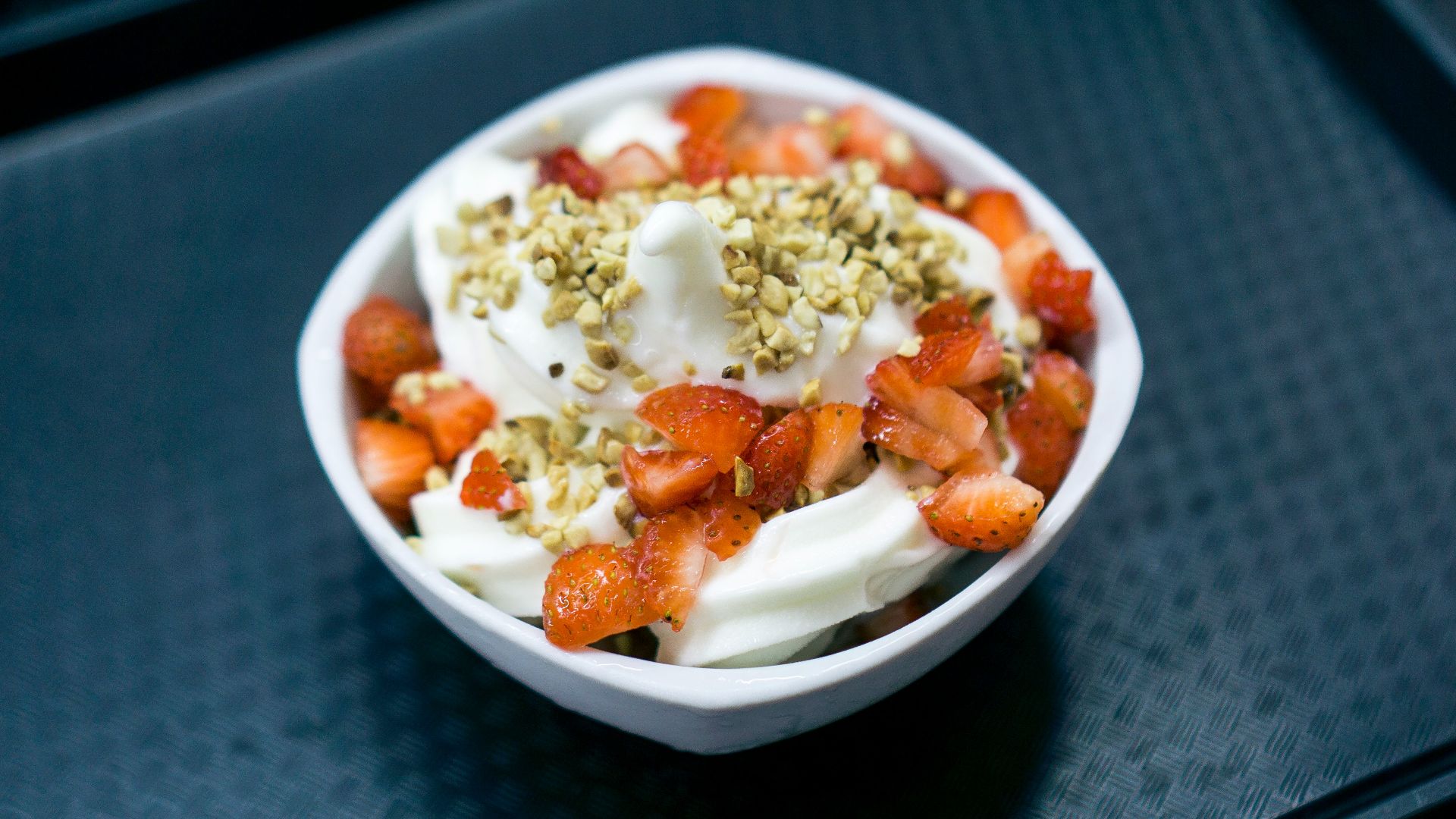 8. Yaourt grec entier
