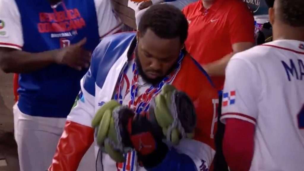 Vladimir Guerrero Jr. has a circuit jacket for the Dominican Republic.