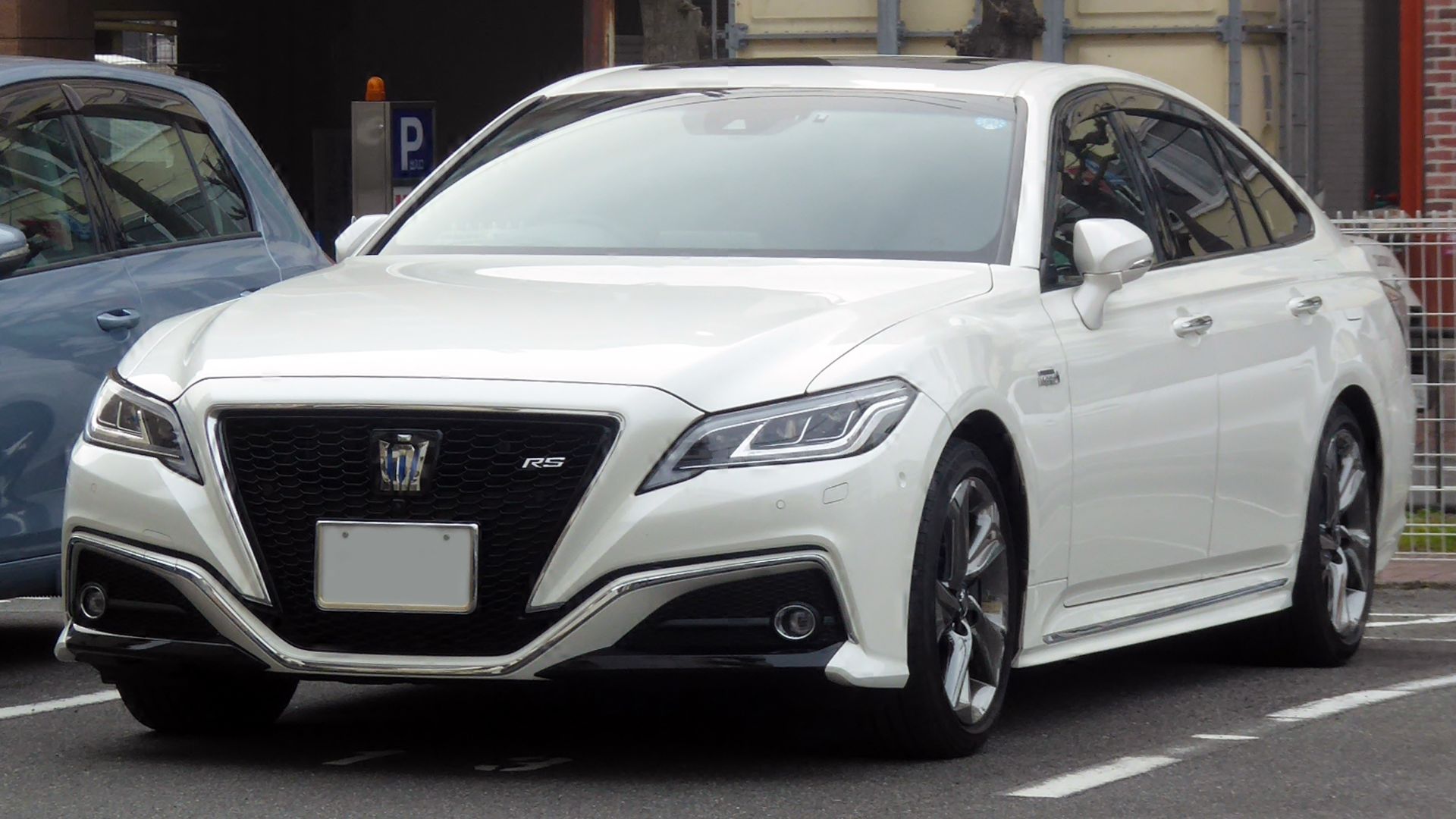 16. La Toyota Executive (Crown)