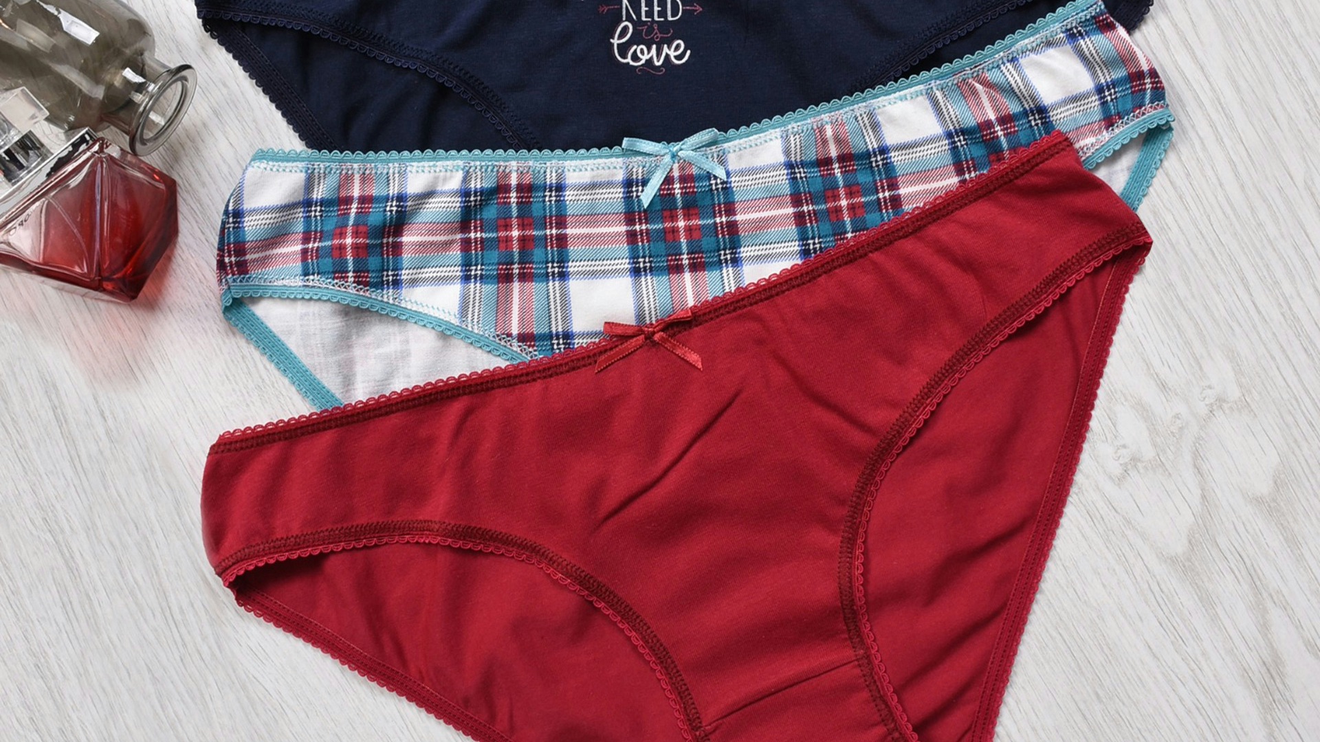 9. Ils s'adaptent parfaitement à tous les types de sous-vêtements