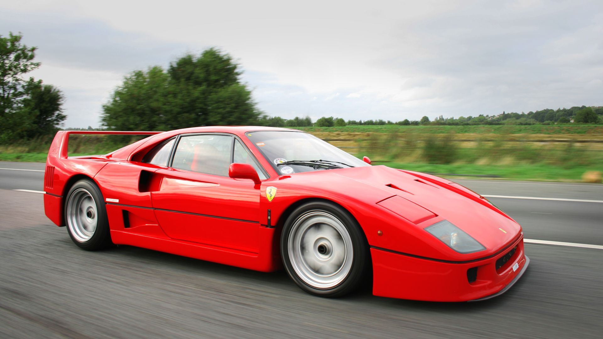 7. Ferrari F40