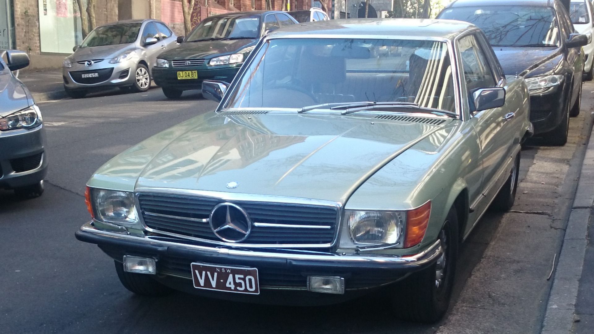 16. Le coupé de luxe (450SLC)
