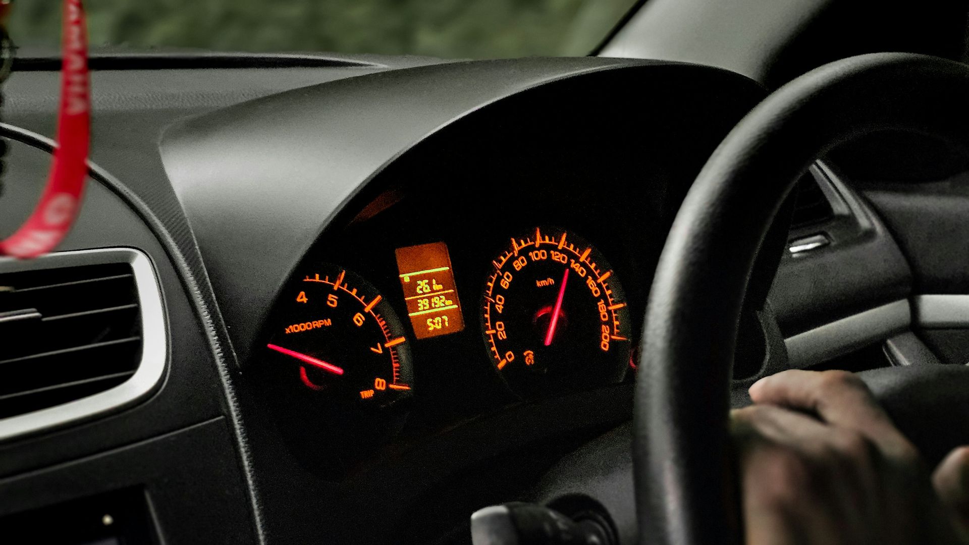 6. Un cognement qui augmente et diminue avec le régime moteur