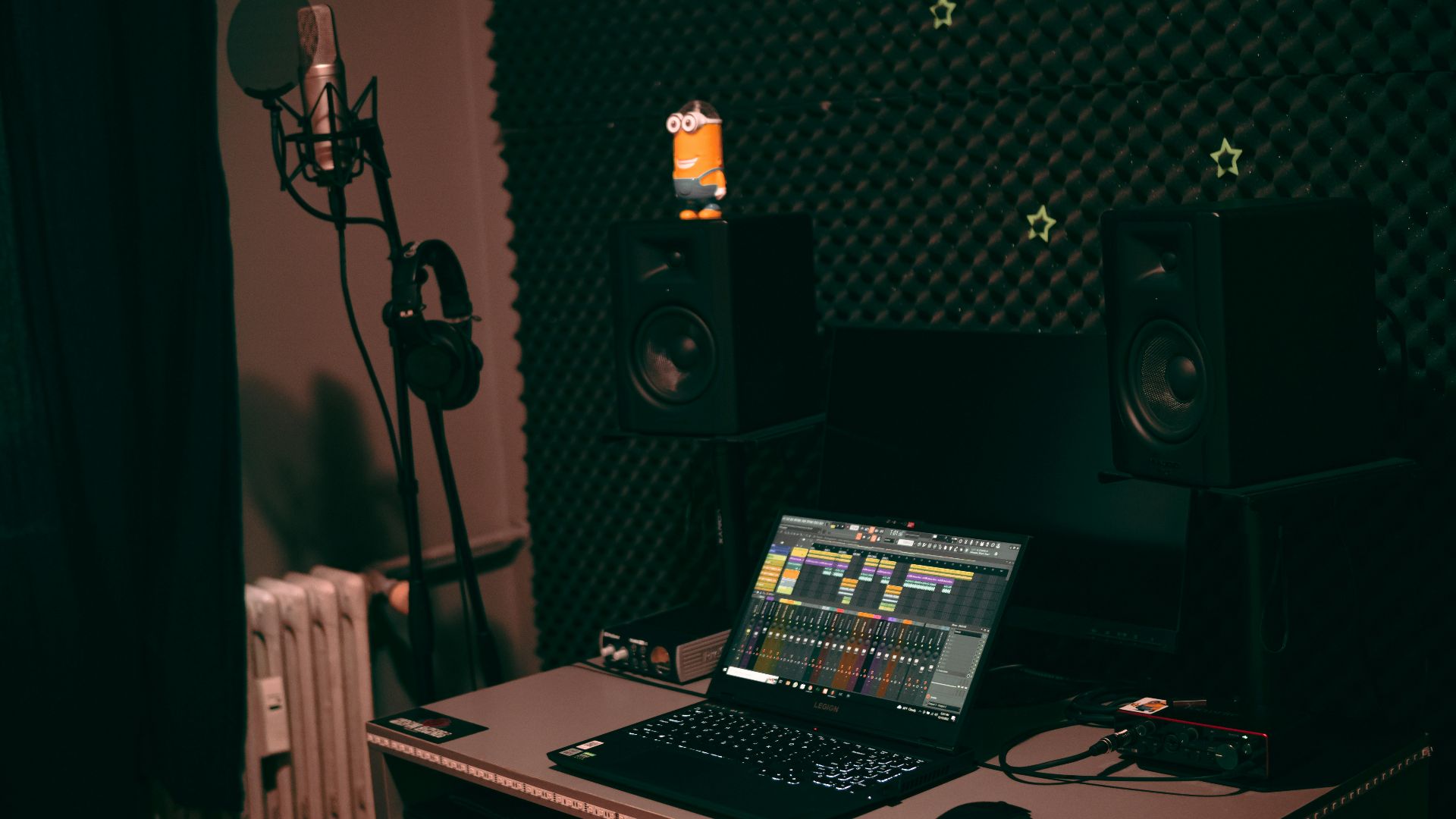 16. Matériel d'enregistrement à domicile