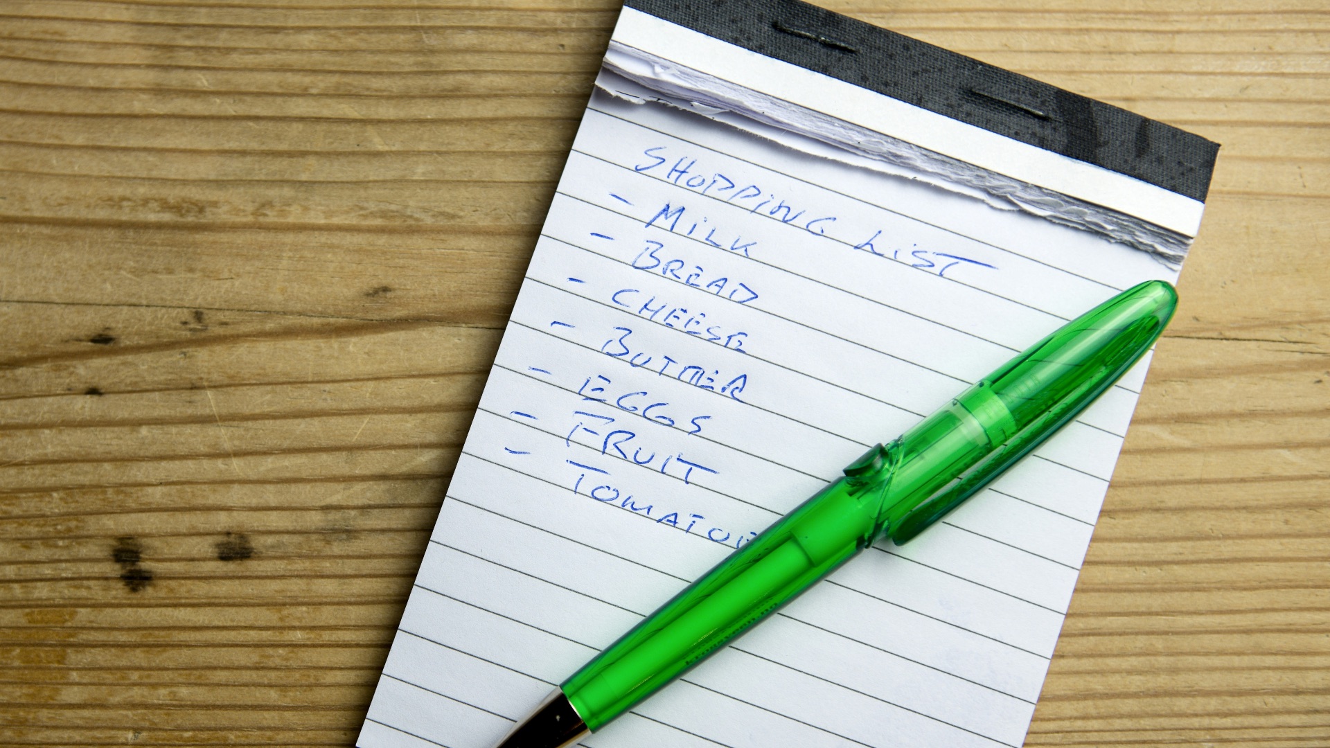 2. Faites vos courses avec une liste et respectez-la