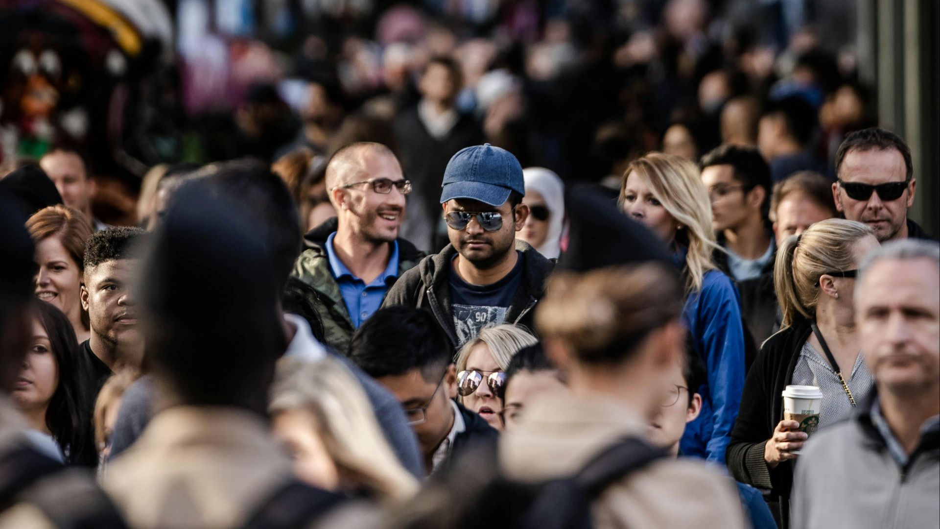 2. Cela permet de repérer les tendances au niveau de la population