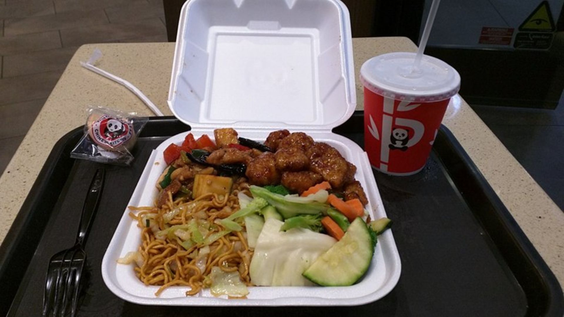 10. Assiette de poulet Kung Pao de Panda Express