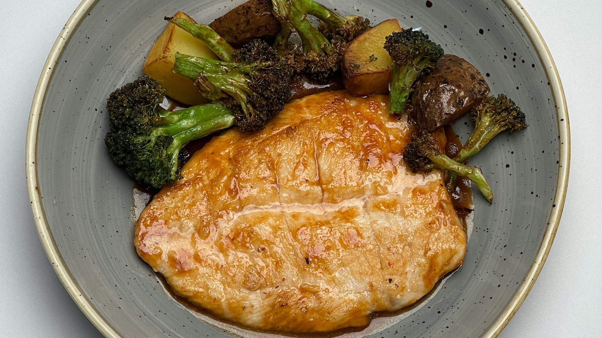 1. Poulet et légumes à la poêle