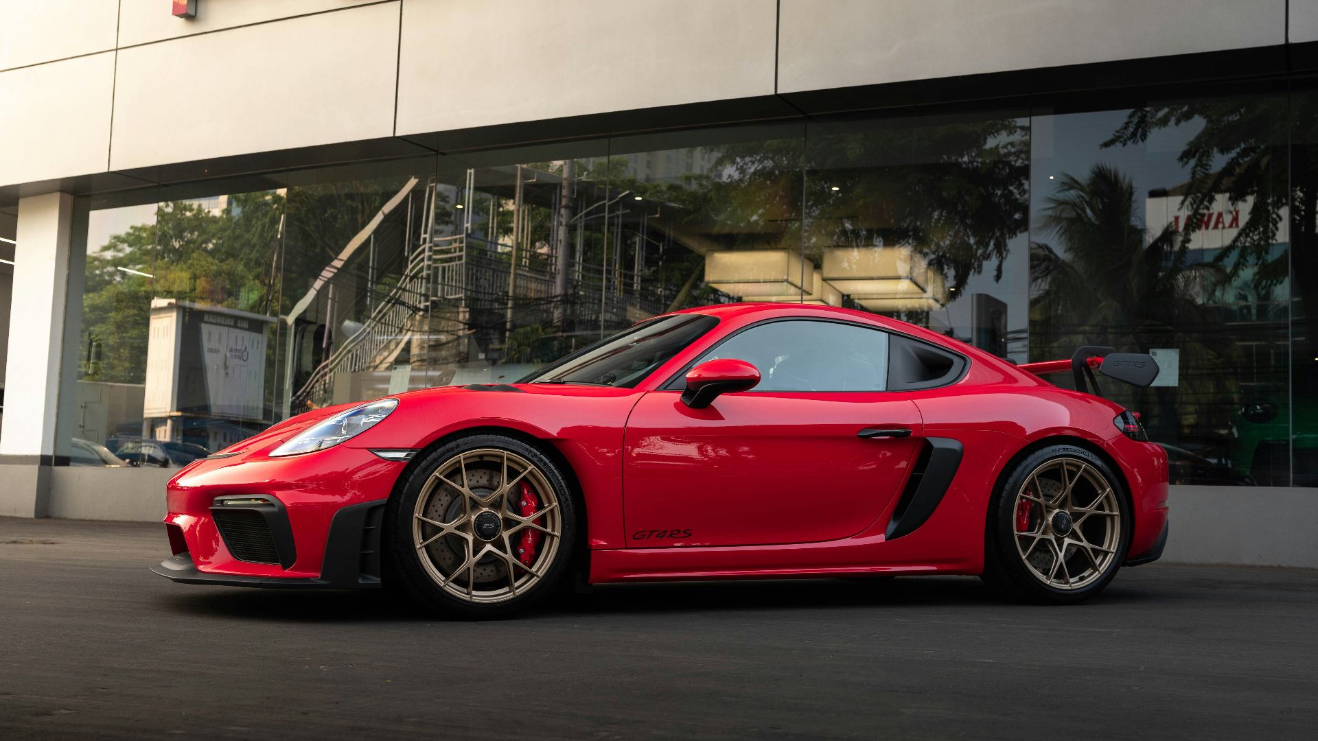 8. Porsche Cayman