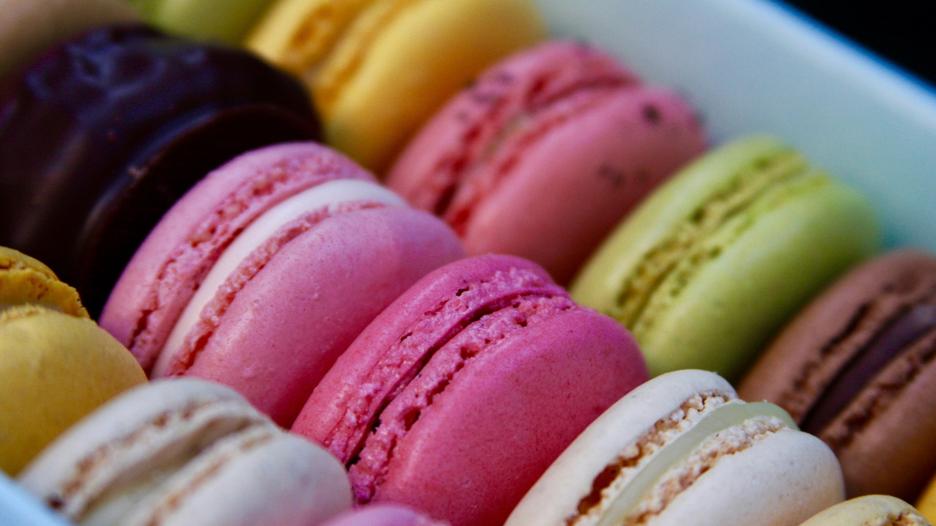 6. Macarons