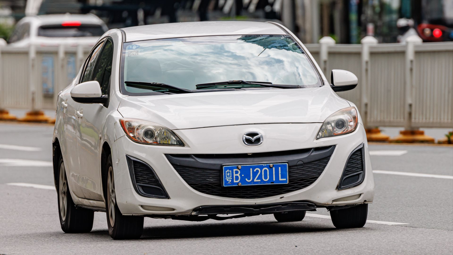 18. Mazda3