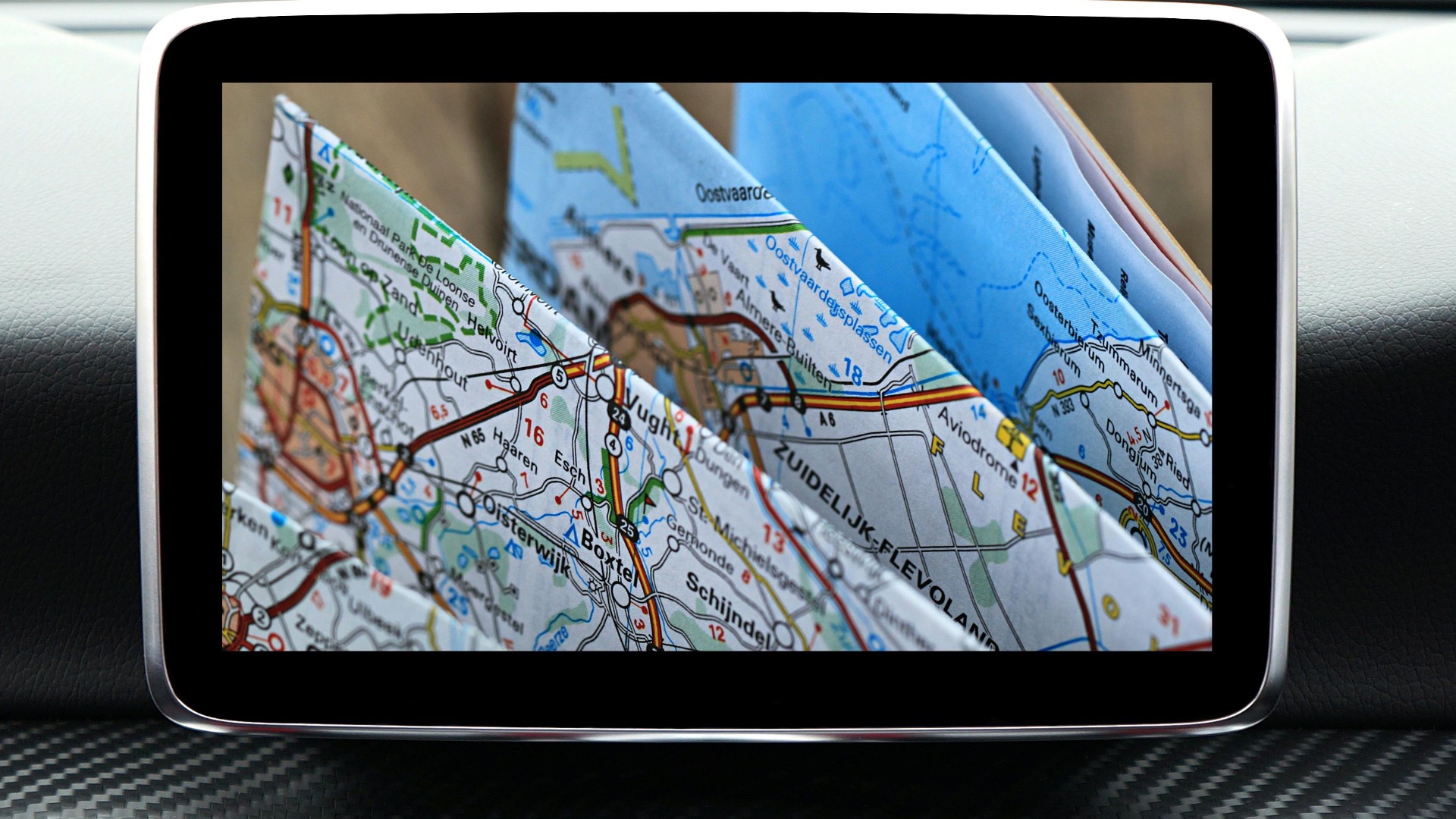 9. Certains modèles sont équipés d'un système de localisation GPS