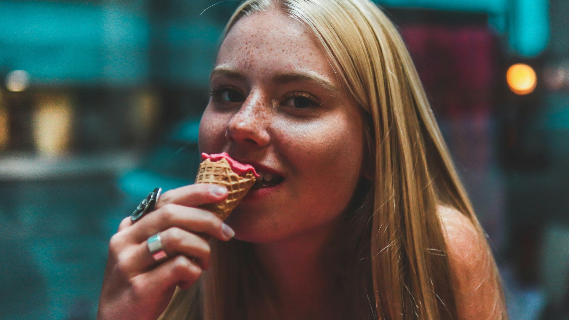 2. Ne plus avoir envie de manger d'un coup parce qu'il n'a pas