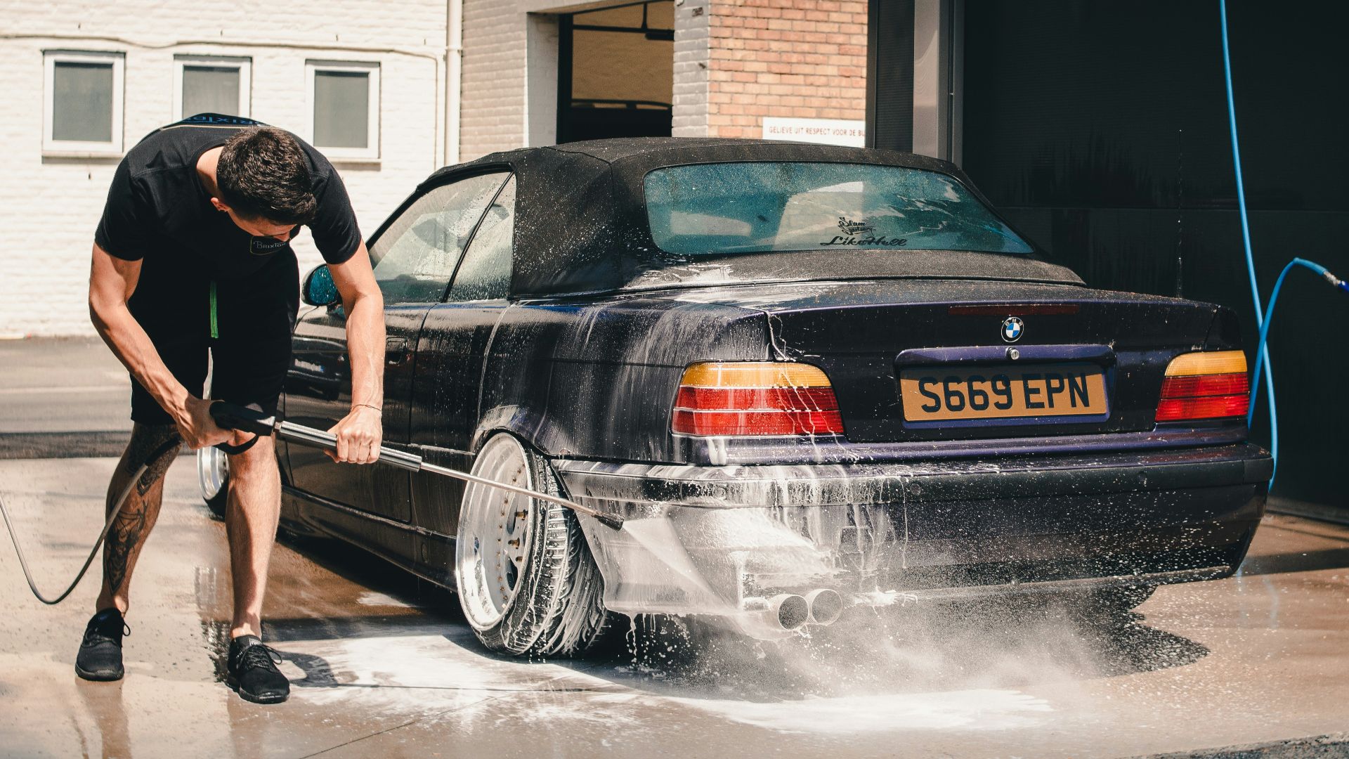 3. Lavage à la lumière directe du soleil