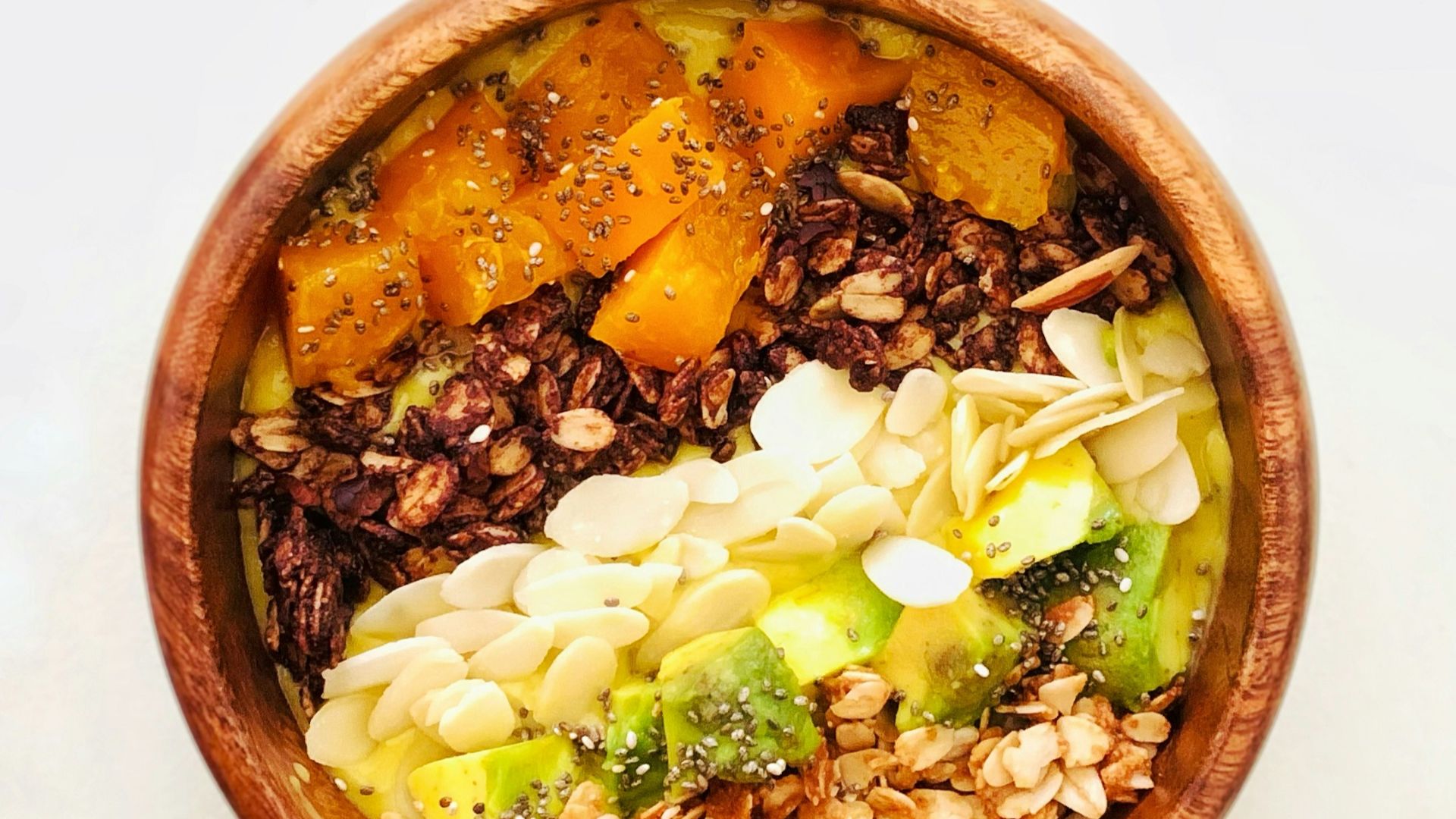 6. Bol de quinoa et de légumes rôtis