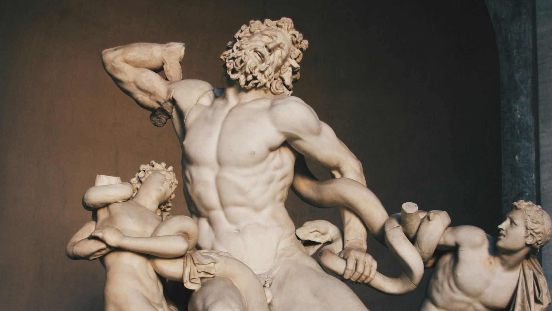 4. Les statues grecques ont toujours été d'un blanc immaculé