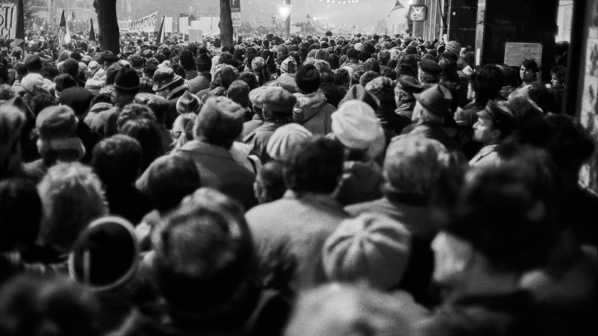 15. La révolution de velours (1989)