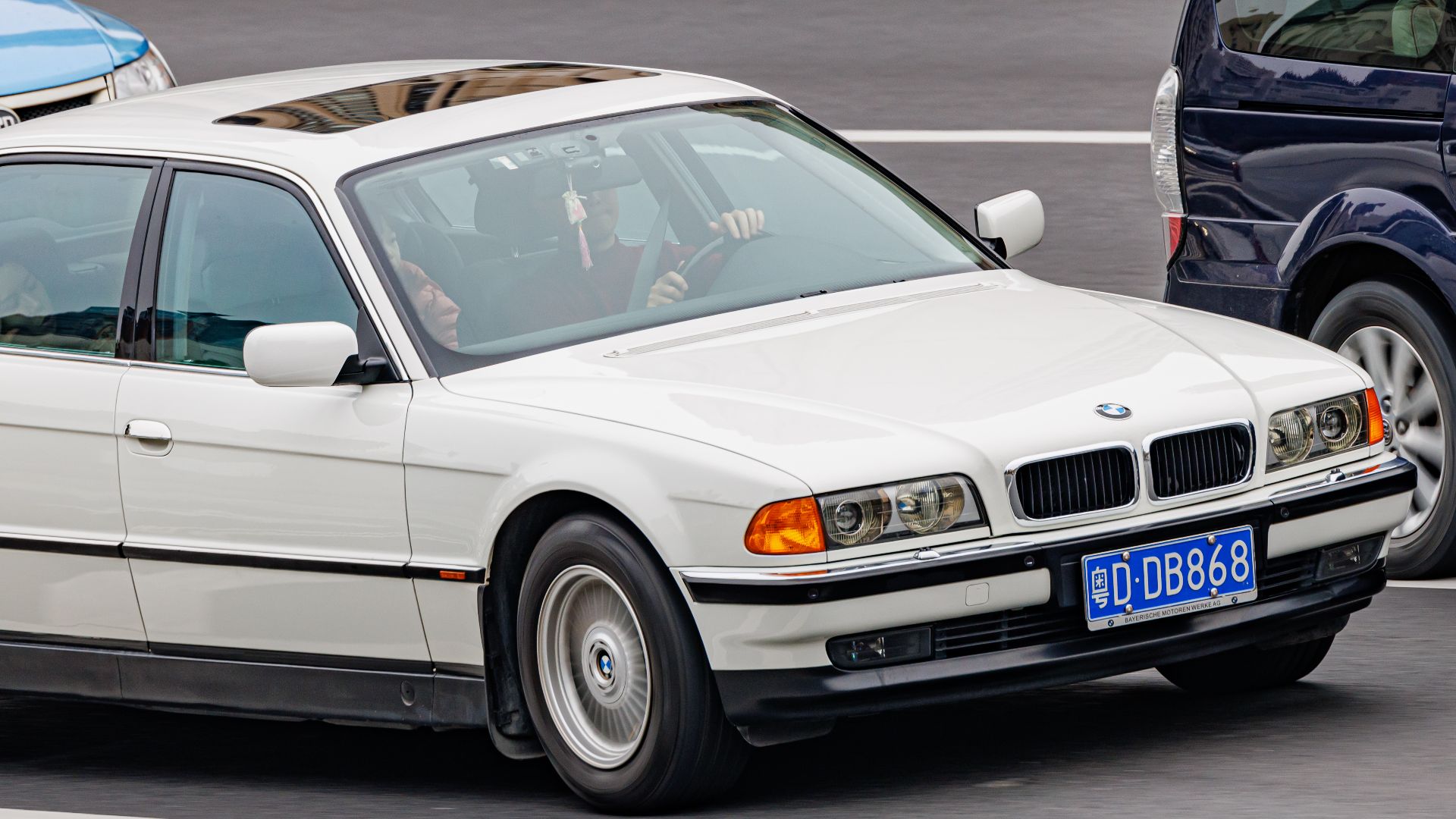 16. BMW Série 7 (E65)