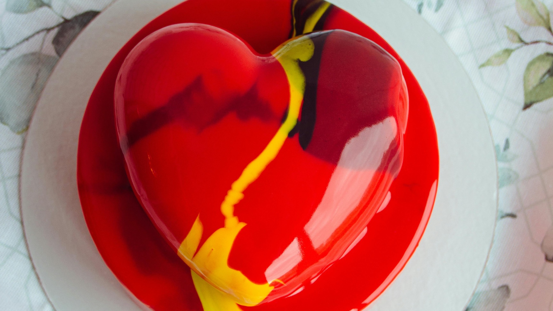 10. Gâteau au glaçage miroir
