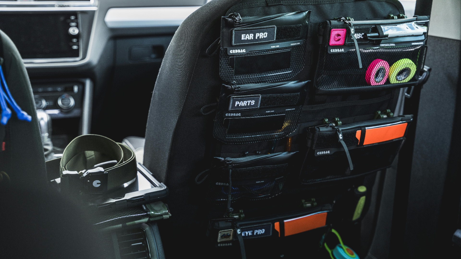 8. Investissez dans un organiseur de siège auto de qualité