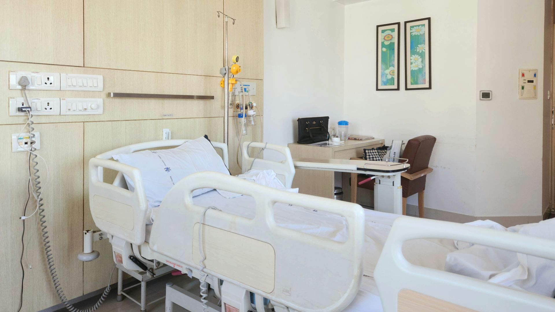 4. Ne touchez pas au matériel médical