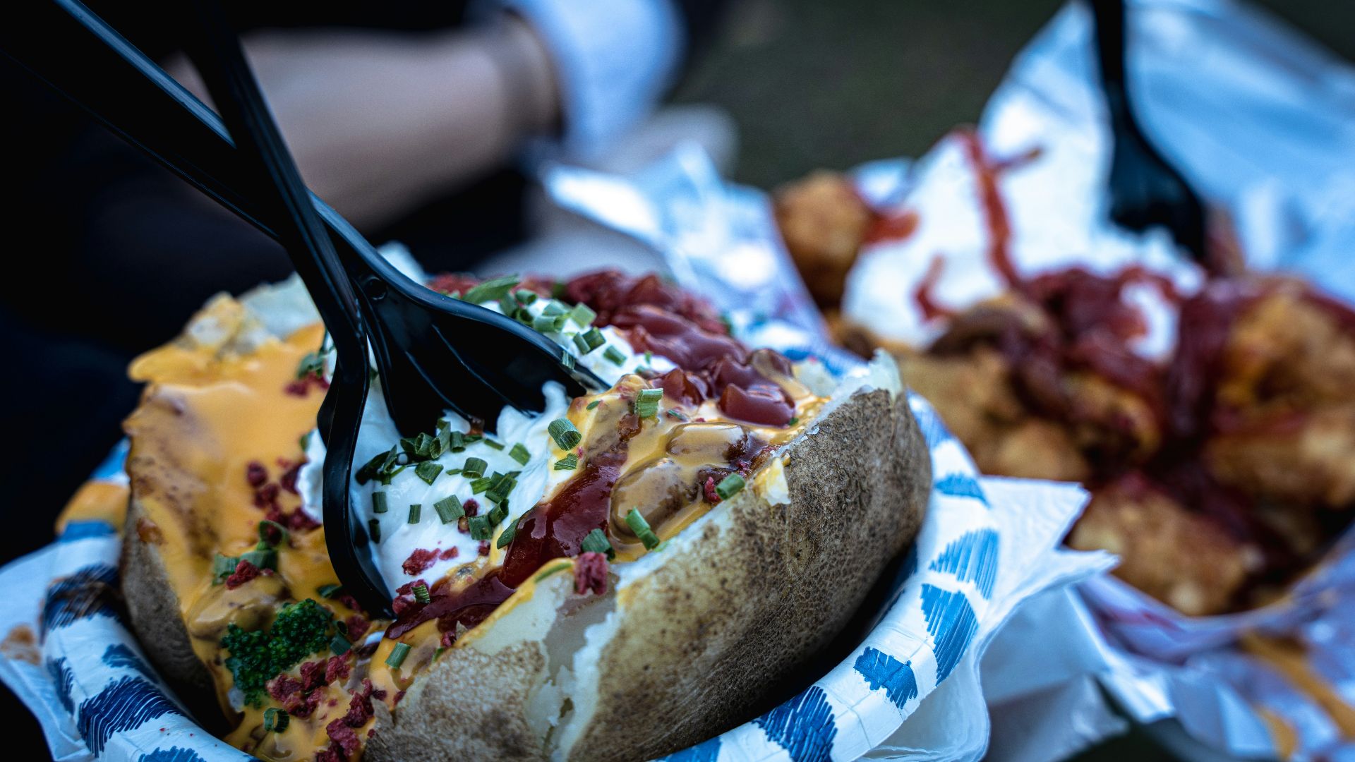 18. Pommes de terre au four farcies