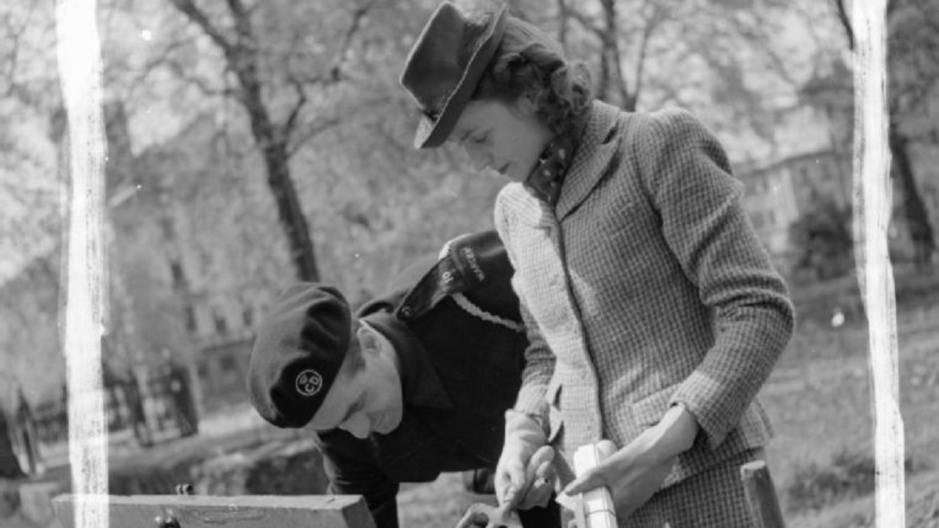 2. Un treillis britannique « Dig for Victory » (fin de la Seconde Guerre mondiale)