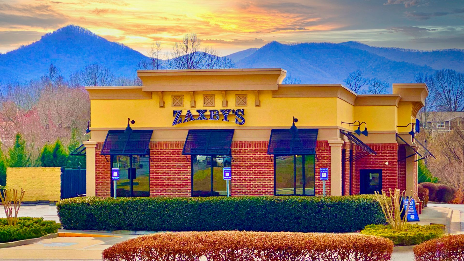 3. Zaxby's