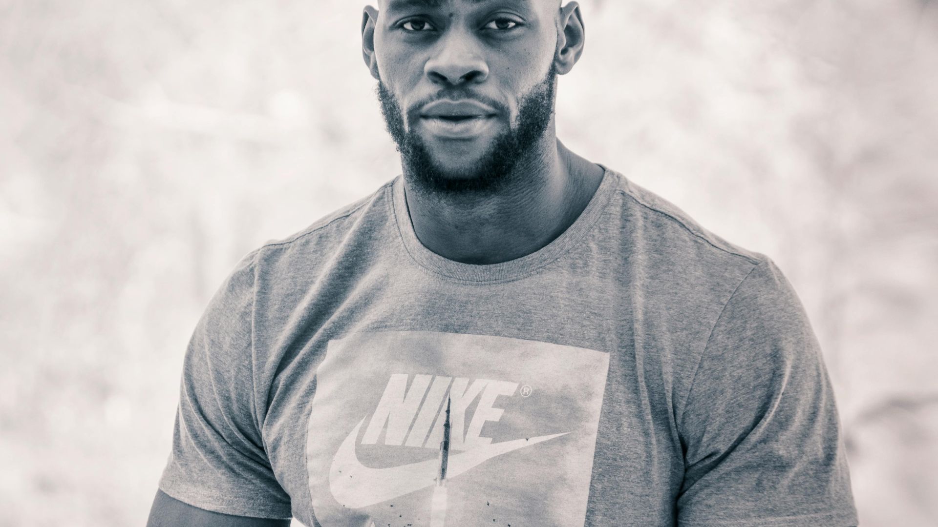 10. Avoir l'air plus « musclé » dans ses vêtements