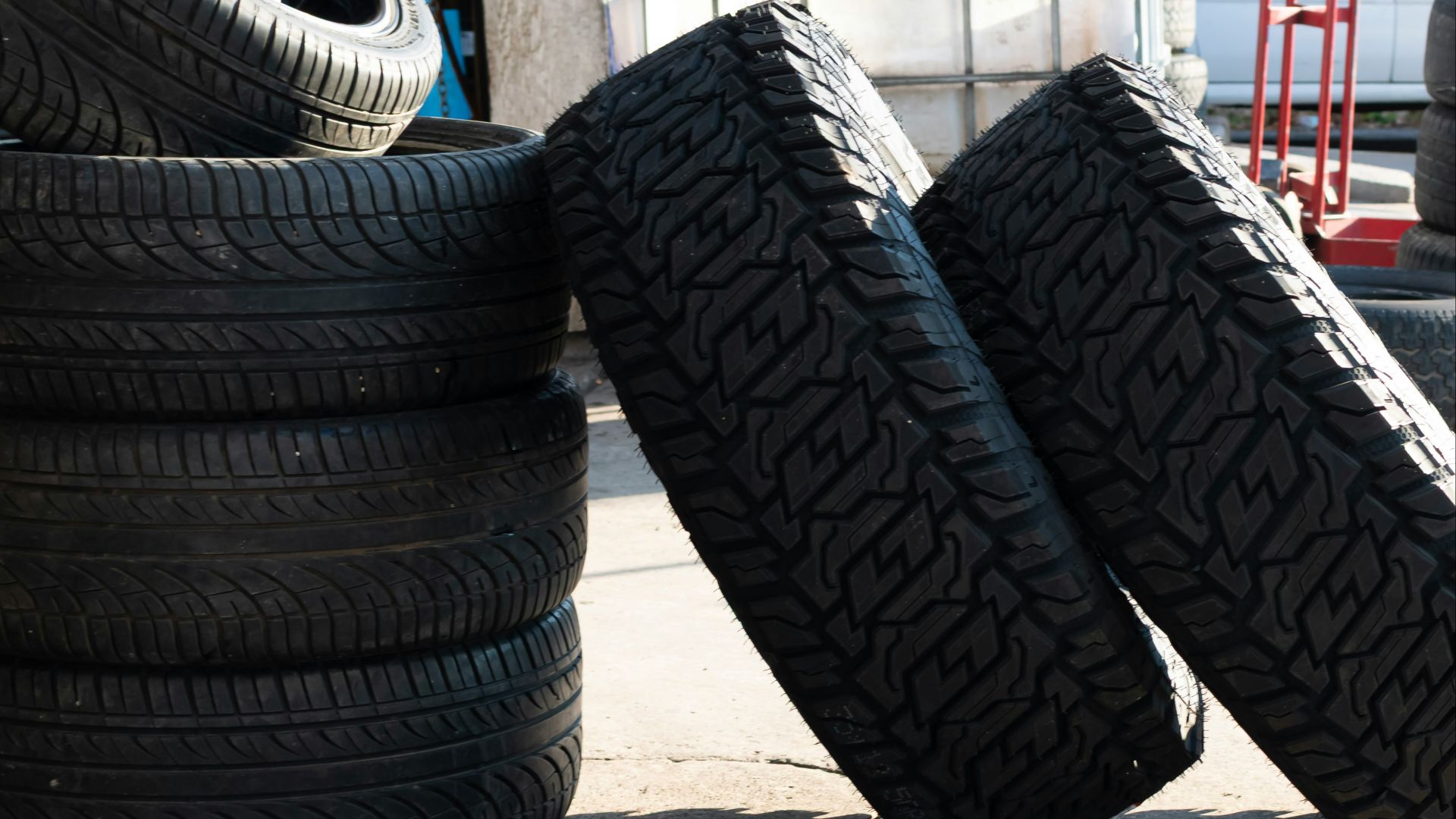 4. Nitto NT01
