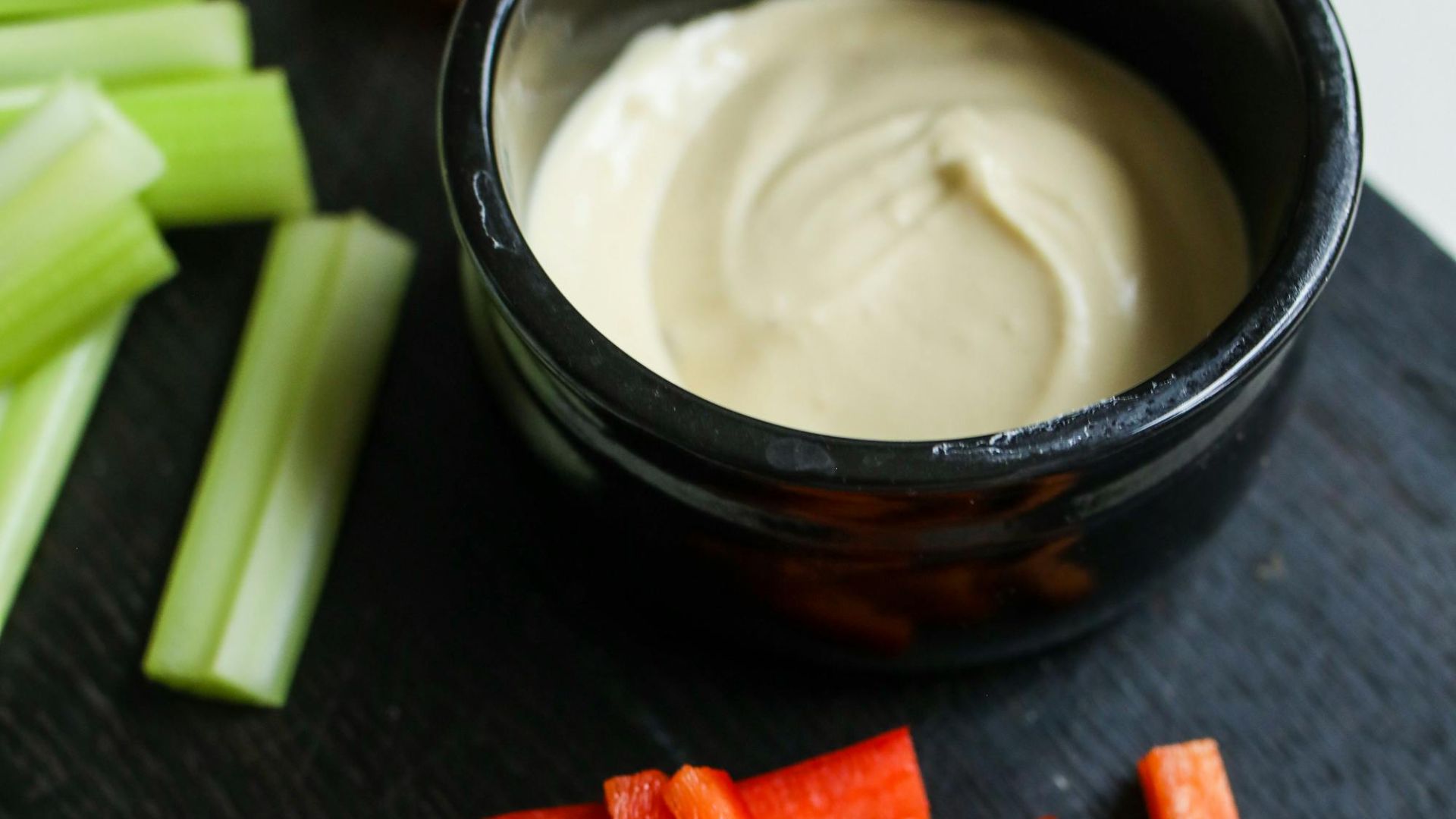 6. Houmous avec crudités