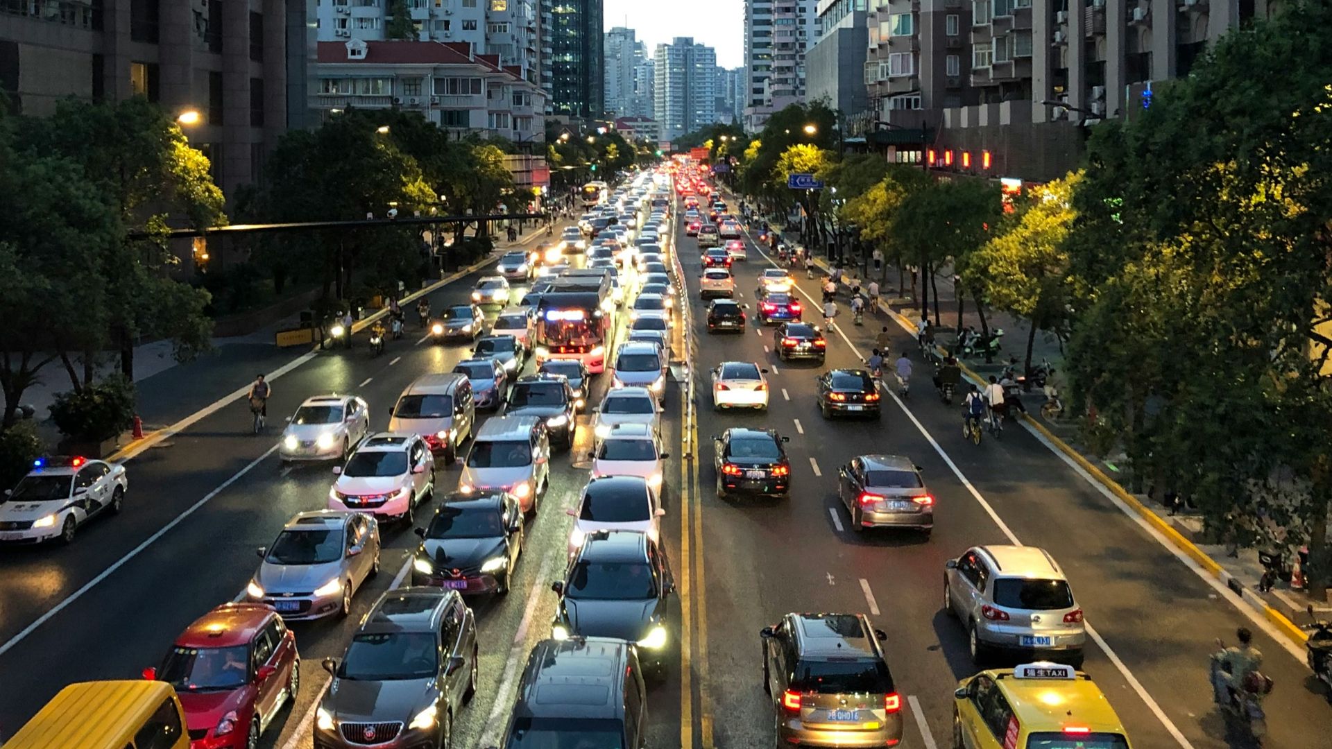 8. Avancer petit à petit dans un trafic dense