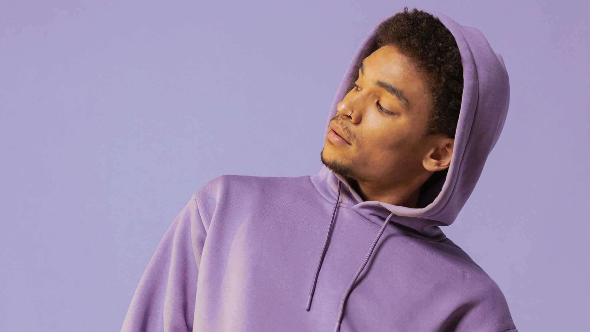 8. Porter des vêtements décontractés partout